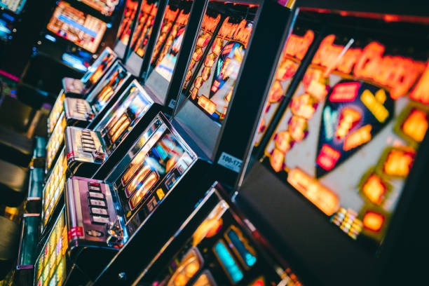 m11slot payment methods displayed on mobile screen including DANA, OVO, GoPay, BCA